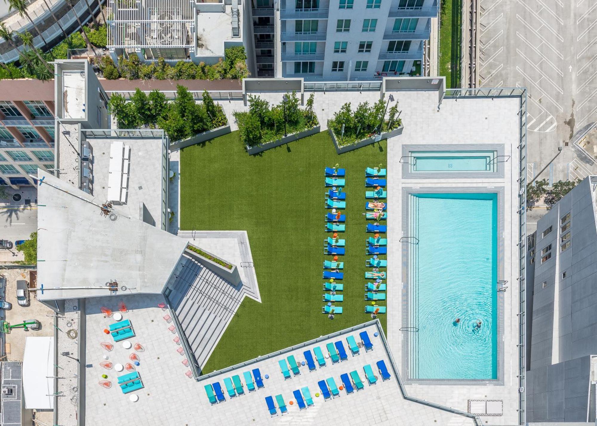 Sentral Alea Miami Aparthotel Eksteriør bilde